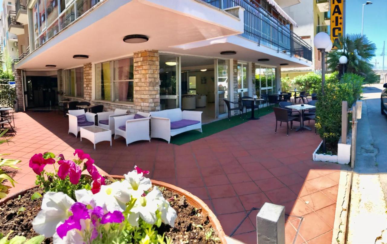Hotel Naica Rimini Exterior foto
